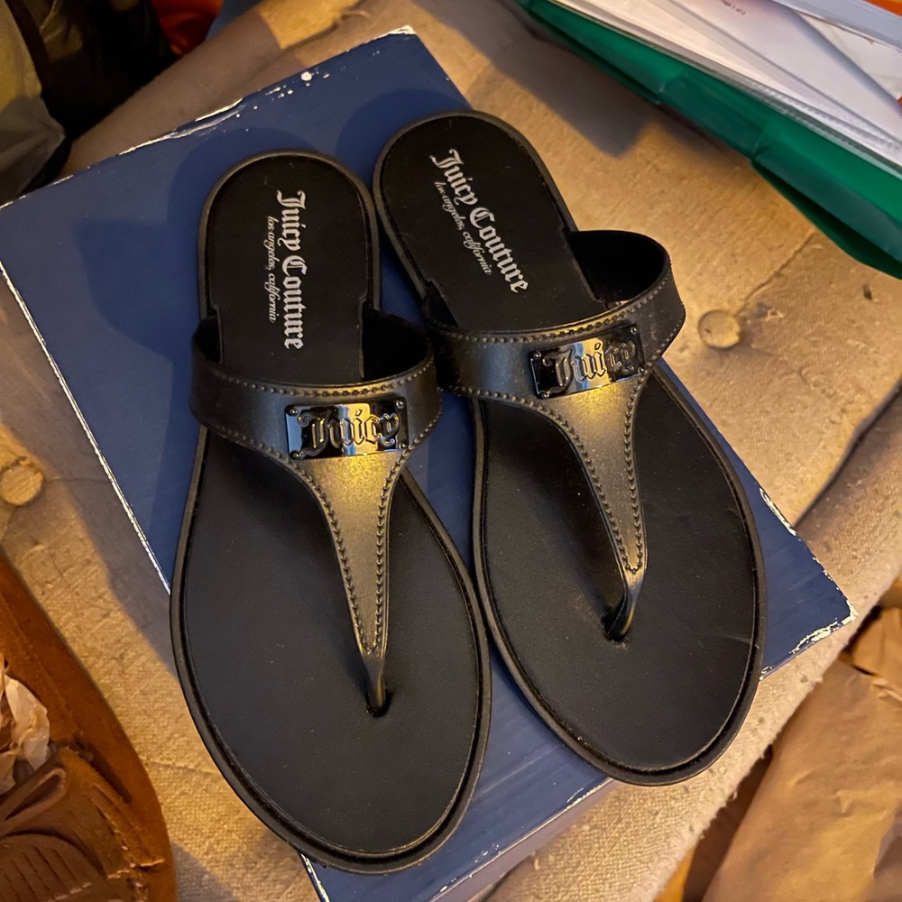 Juicy Couture Black Sandals Size 7 NWOB